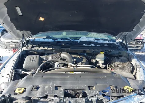 2015 Ram 1500 Big Horn z USA, uszkodzony, nr VIN 1C6RR7LT9FS772920